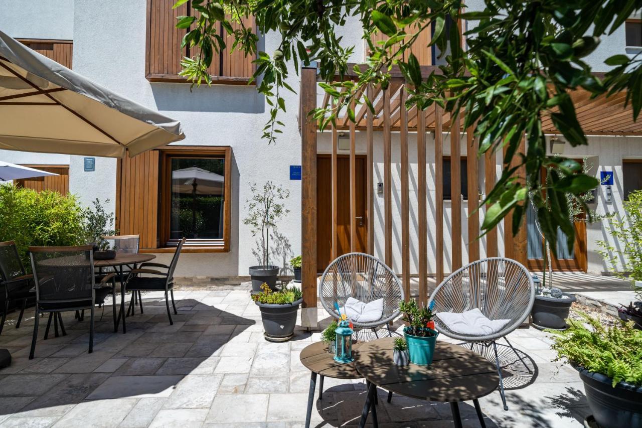 Stay U-Nique Studio Apartment In Orasac Esterno foto