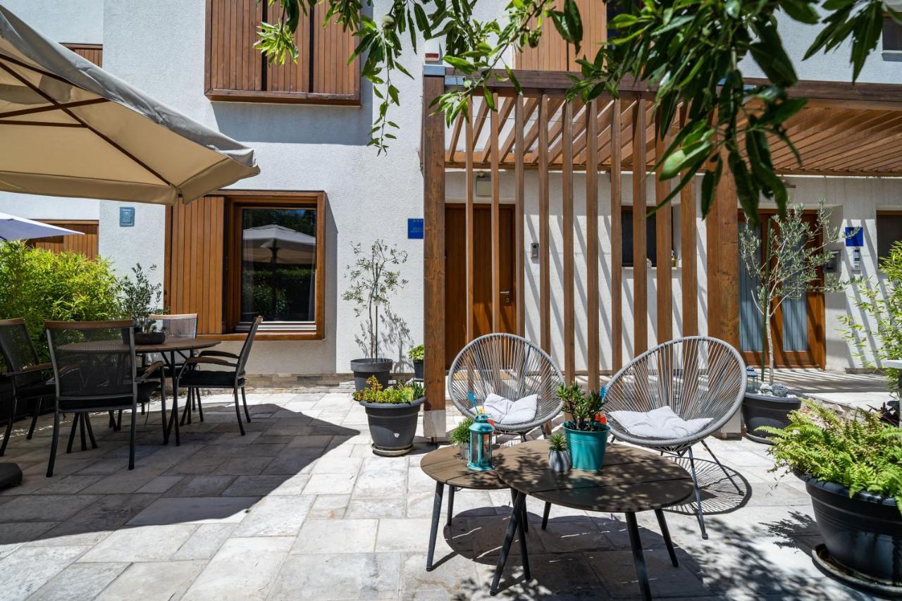Stay U-Nique Studio Apartment In Orasac Esterno foto