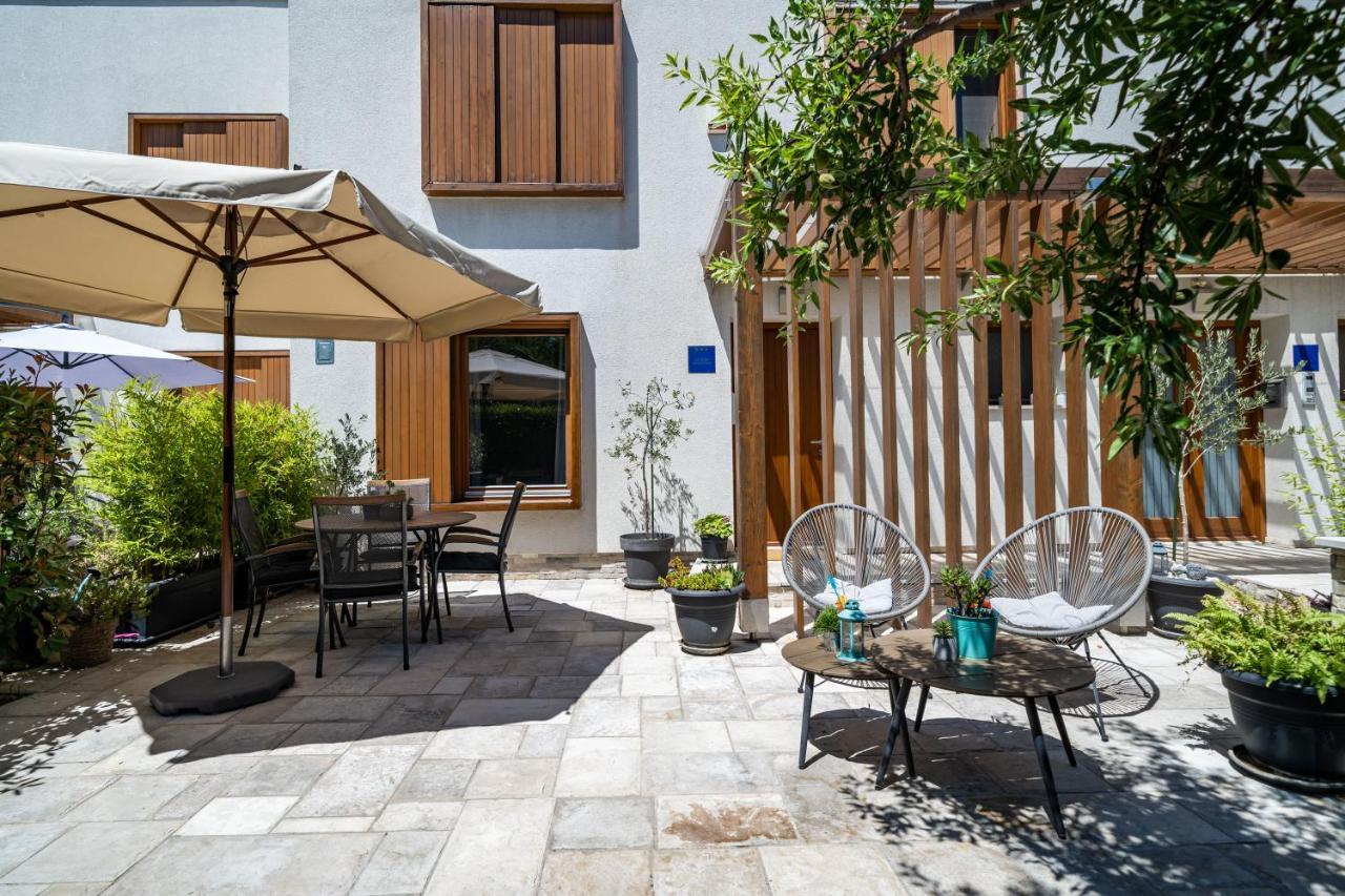 Stay U-Nique Studio Apartment In Orasac Esterno foto